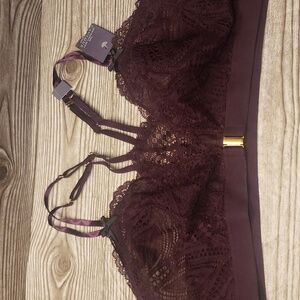 Cacique the seriously sexy collection burgundy lace racerback new bralette 42C